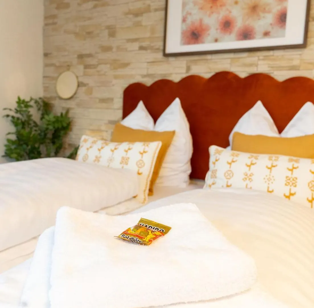 Appartamento Sunset Oasis - Terrasse, Freies Parken, Zentral, Naehe Bahnhof, Wlan Würzburg Germania