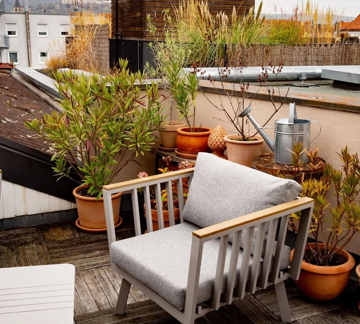 Appartamento Sunset Oasis - Terrasse, Freies Parken, Zentral, Naehe Bahnhof, Wlan Würzburg