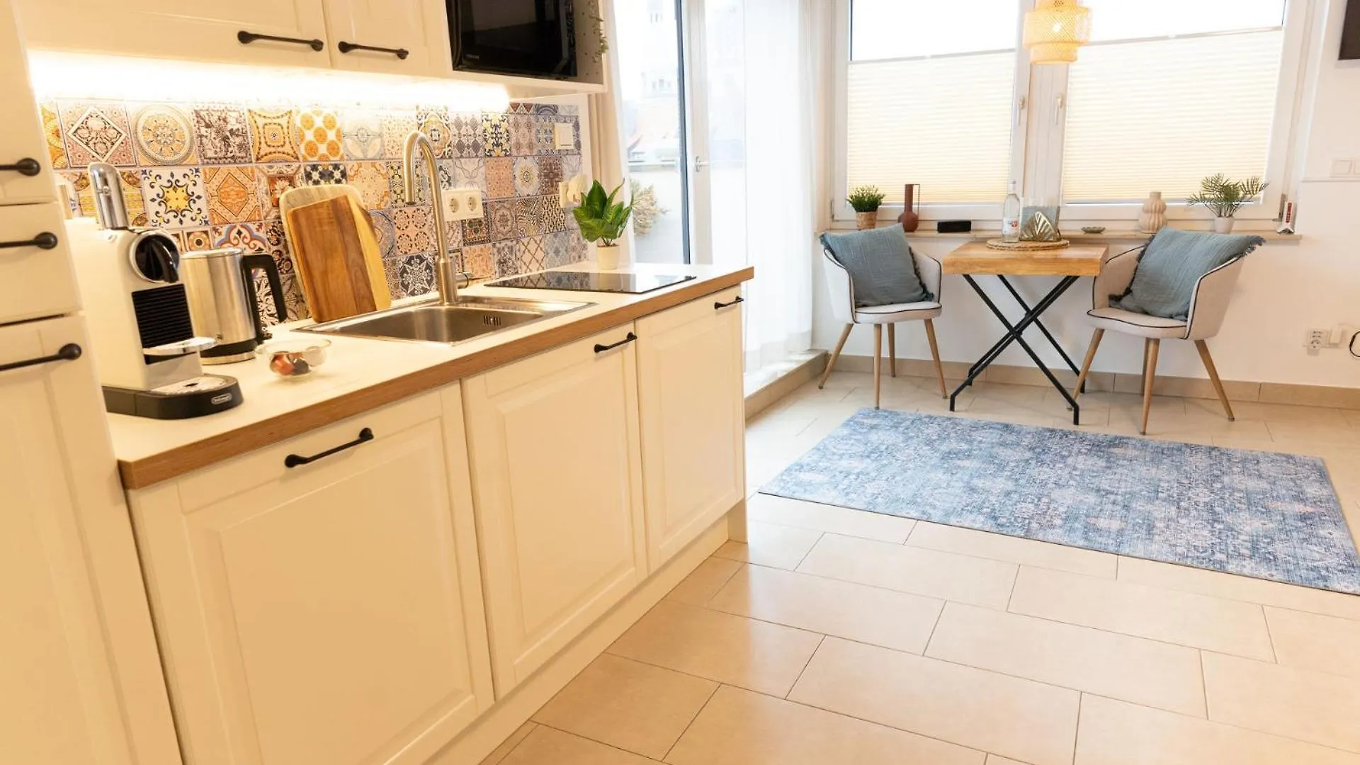 Sunset Oasis - Terrasse, Freies Parken, Zentral, Naehe Bahnhof, Wlan Apartment Wurzburg 0*,