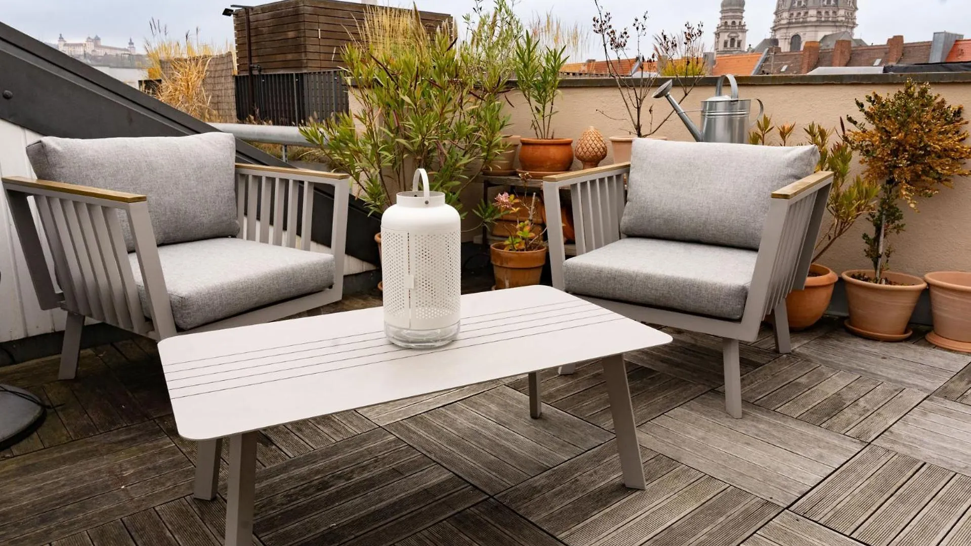Sunset Oasis - Terrasse, Freies Parken, Zentral, Naehe Bahnhof, Wlan Apartment Wurzburg